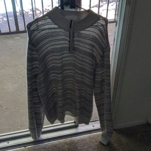 Axist sweater